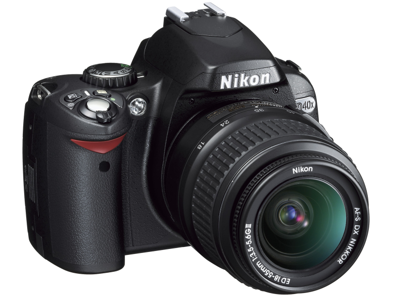 Illustration for article titled Nikon Spruces Up Its D40, Now the 10.2-Megapixel D40x